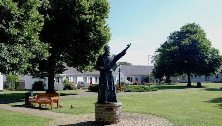 Standbeeld de Monnik Schiermonnikoog