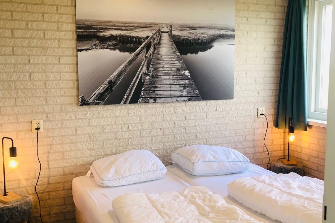 the White cottage East