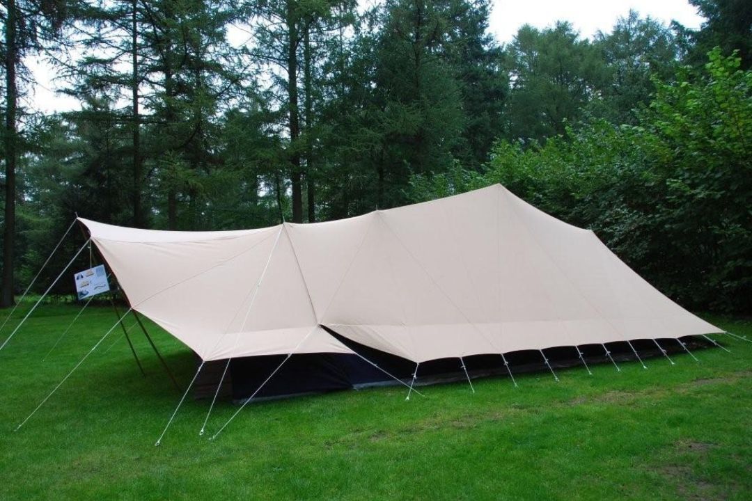 Pyramid tent