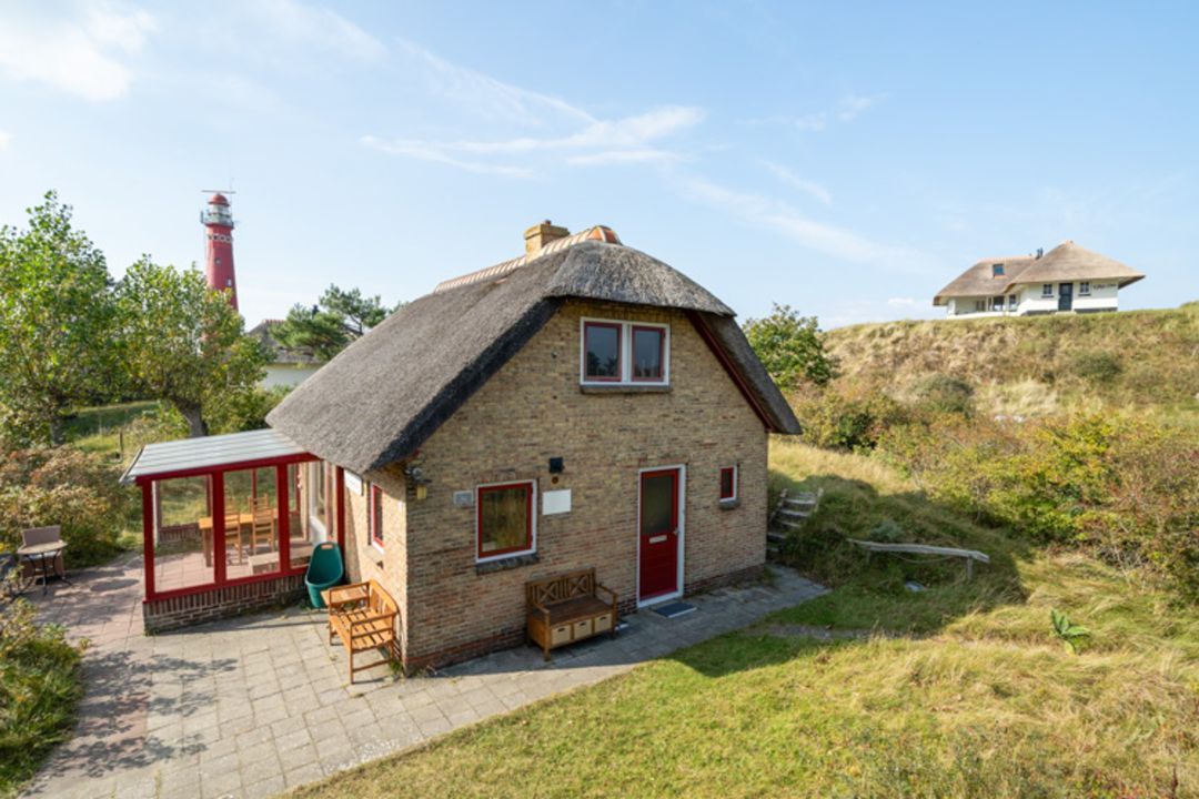 Holiday Cottage Winterkoning – Quiet Stay for 4 in the Dunes