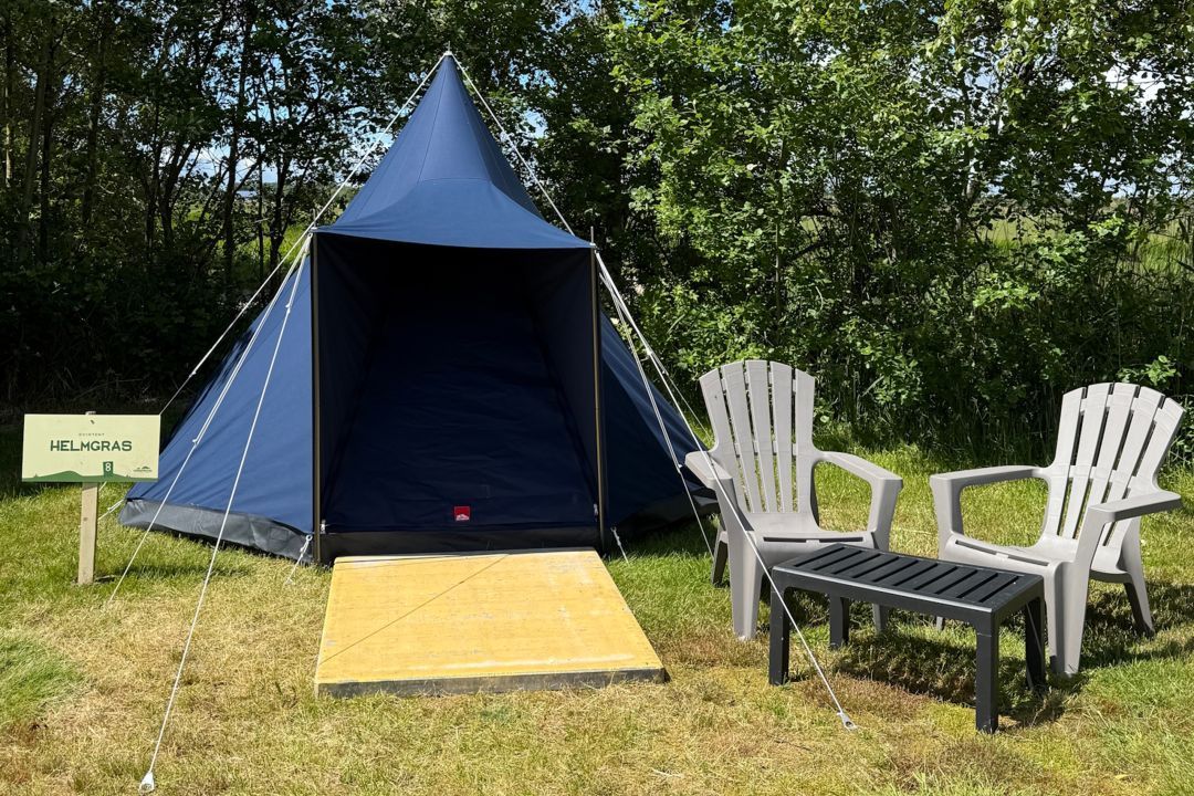 Dune tent Helmgras at farm de Oorsprong