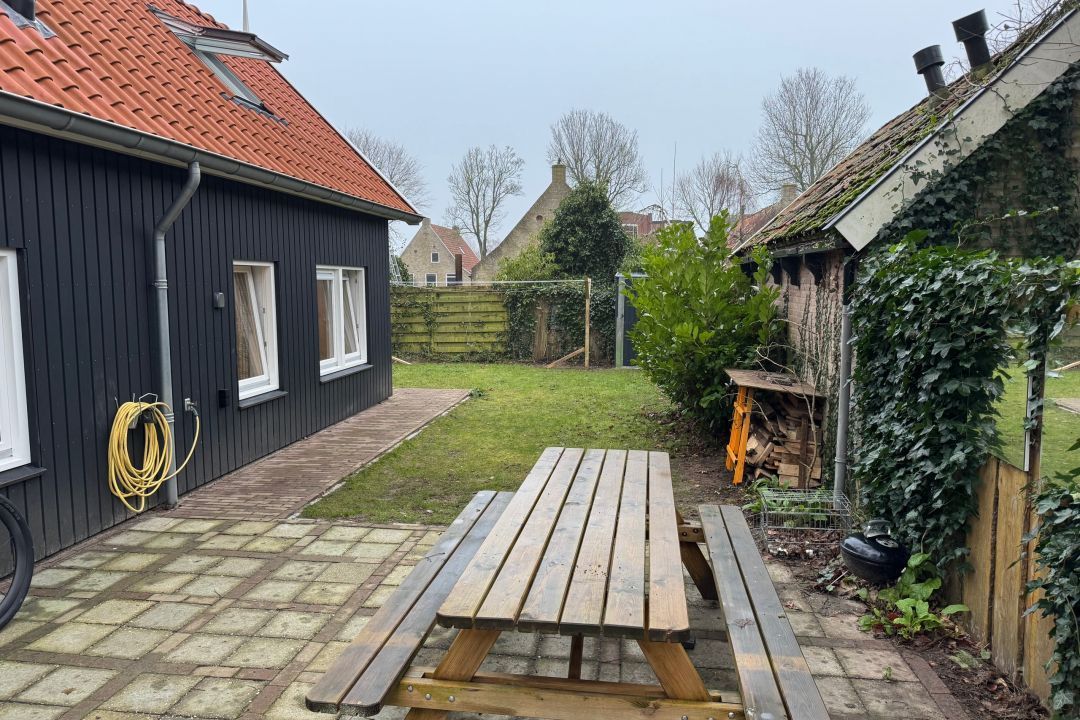 Holiday Home De Mauf | Spacious Barn House with Garden