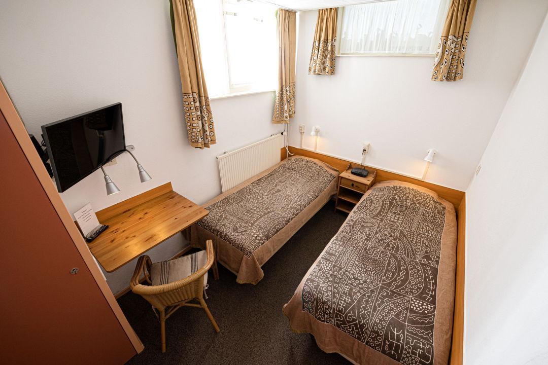 Pension Westerburen - small hotelroom