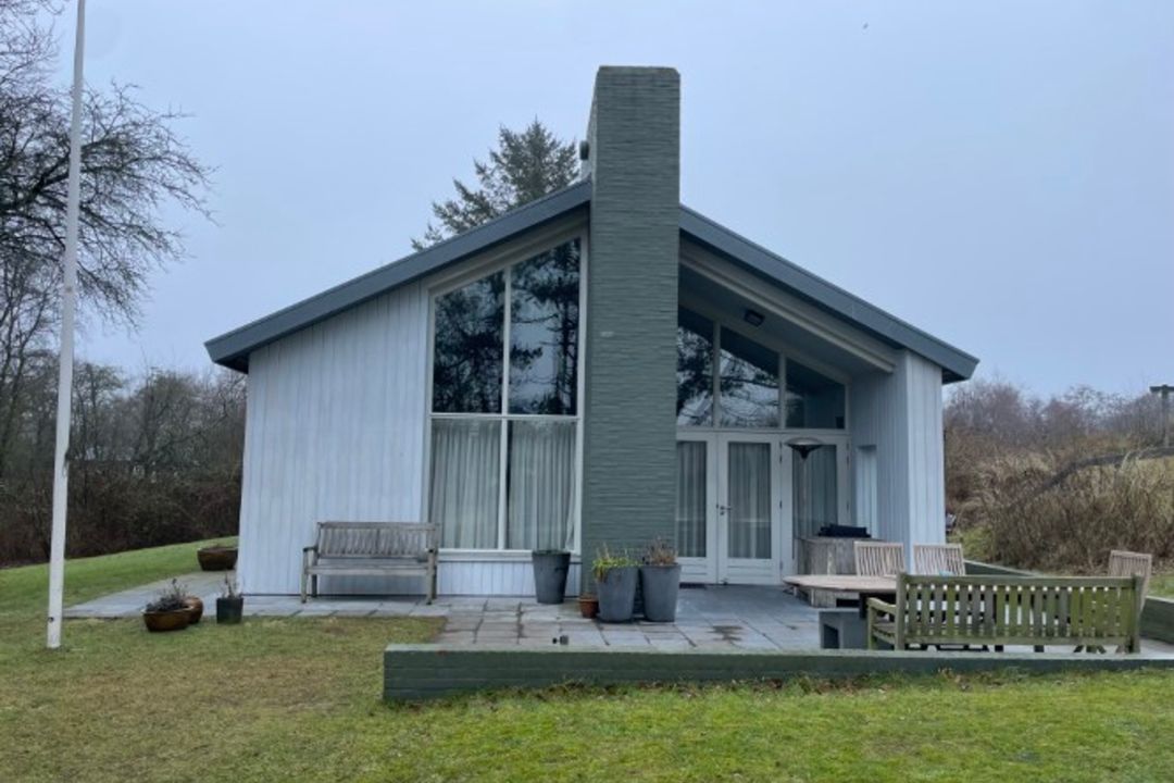 6-person holiday cottage ’t Seepaerd with garden and quiet setting