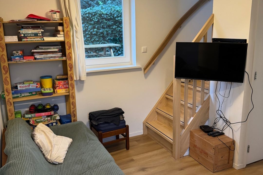Holiday Home De Mauf | Spacious Barn House with Garden