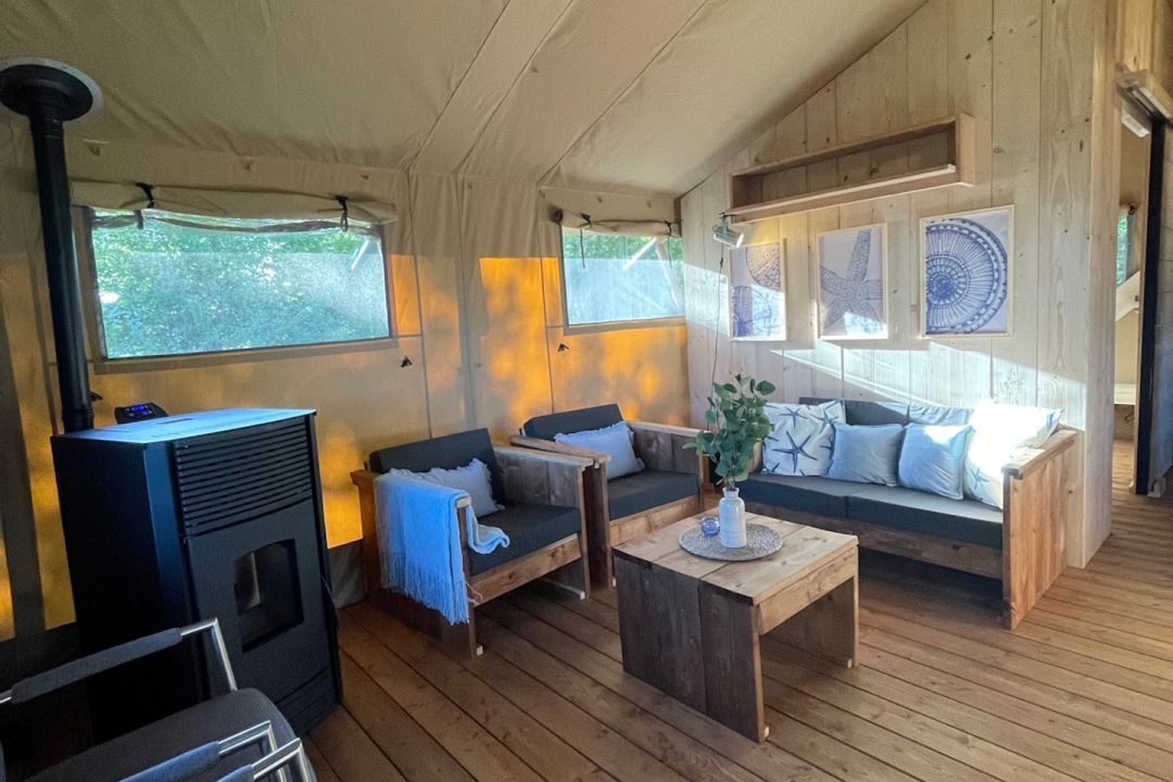 Safari Tent Eive – Modern Glamping Comfort for 4