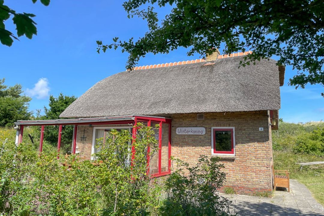 Holiday Cottage Winterkoning – Quiet Stay for 4 in the Dunes