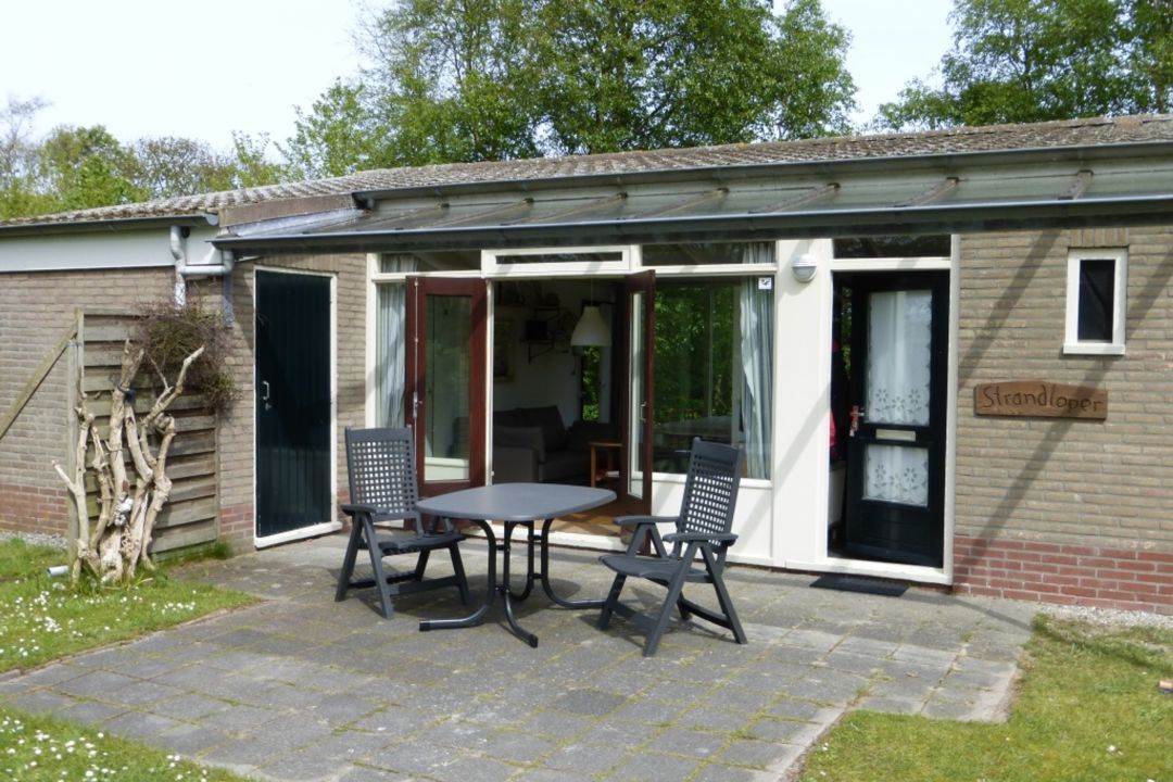 Bungalow Oebele