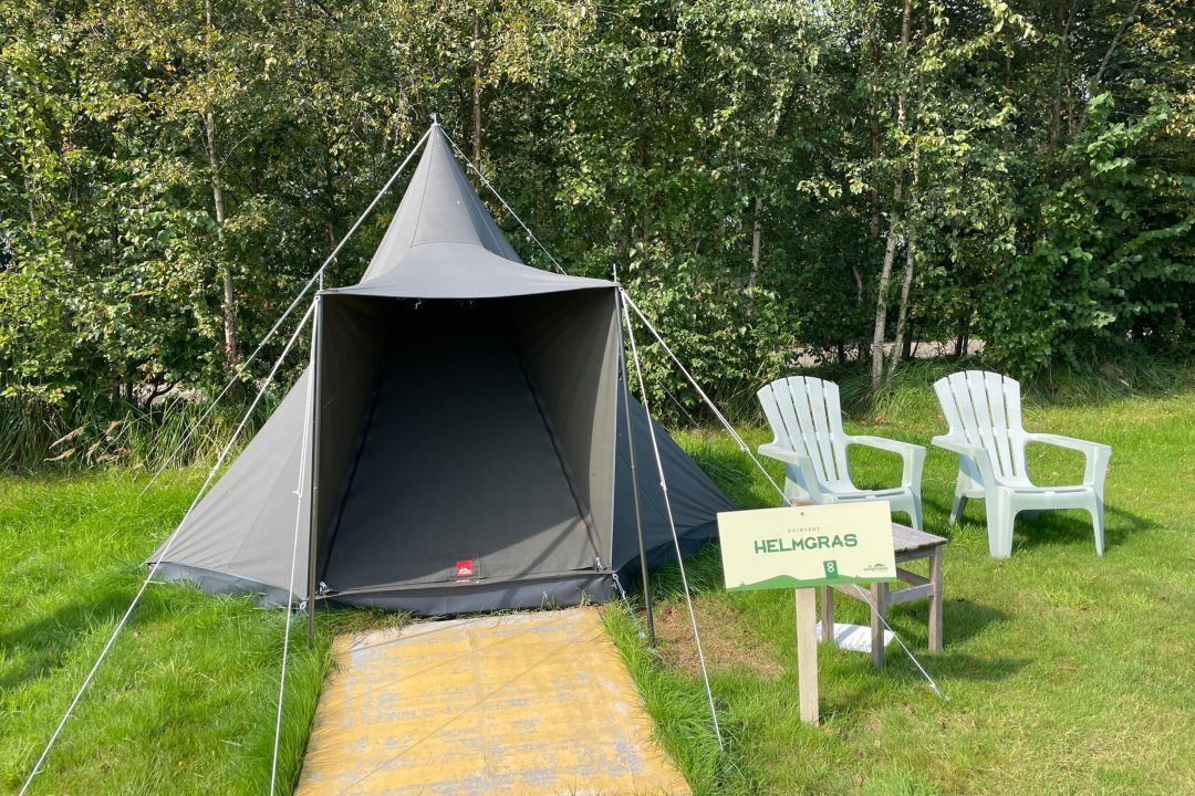 Dune tent Helmgras at farm de Oorsprong