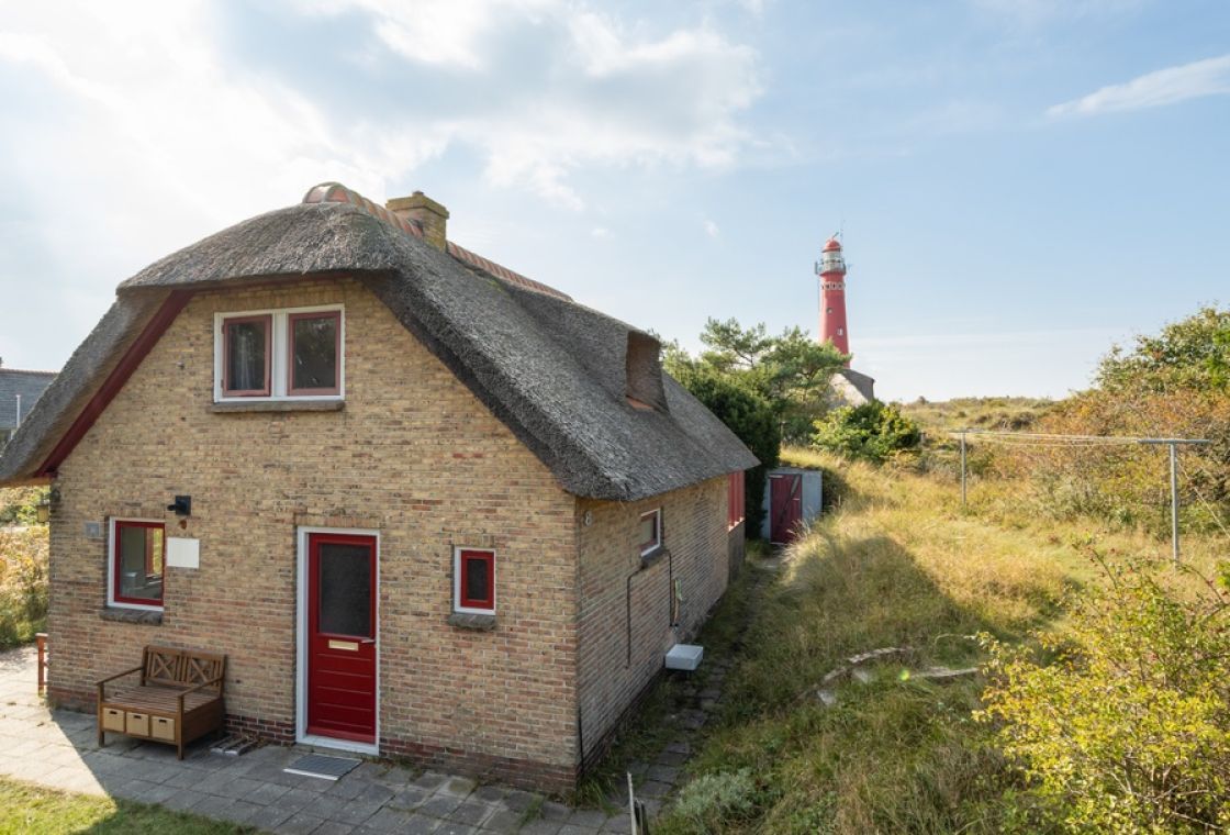 Holiday Cottage Winterkoning – Quiet Stay for 4 in the Dunes