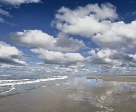 Wolken en Strand