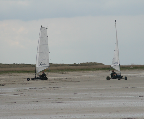 beach sailing